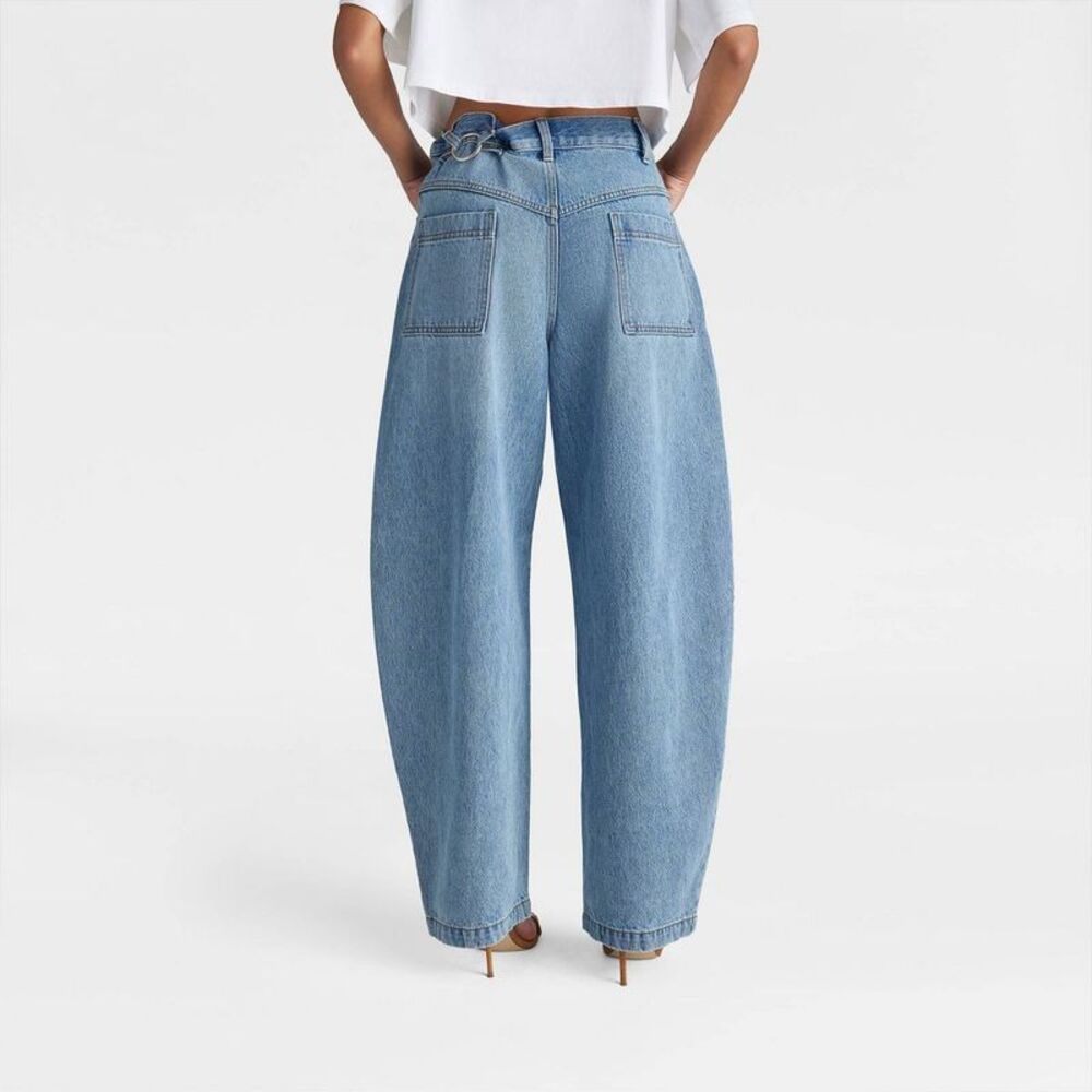 KBB by KAHLANA Women's Mid-Rise 'The Barrel Leg Jean' - Vintage Wash 4 - Picture 2 of 4